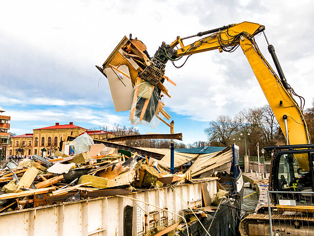 Best Construction Debris Removal  in Paramount, CA